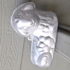 Viral Wilton Lamb Cake Mold Silver Toned Metal With Instruction Booklet